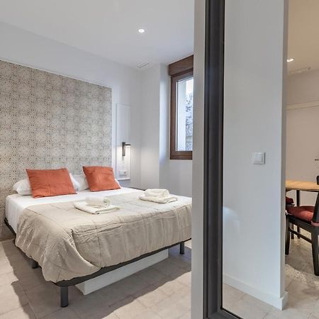 Modern Apartment Close To City Centre Valencia Buitenkant foto