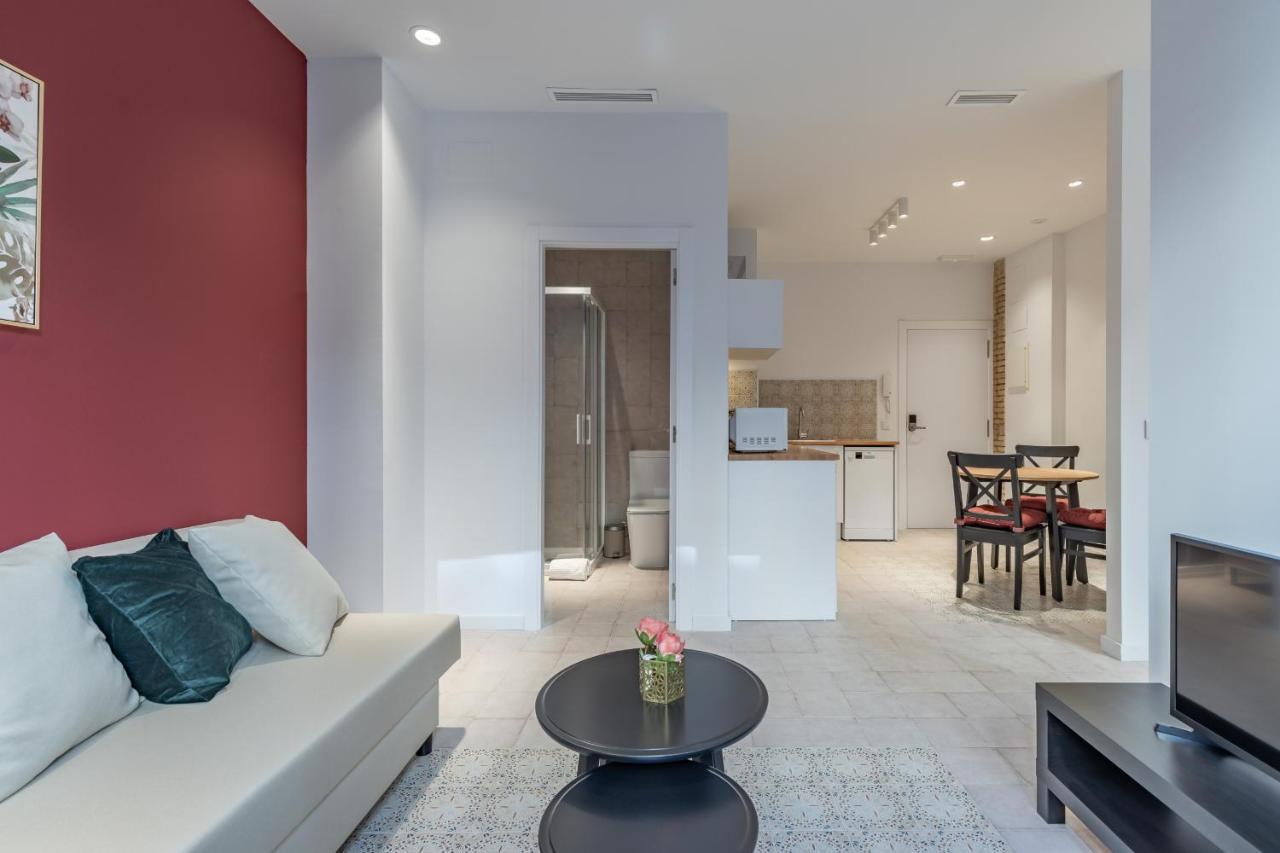 Modern Apartment Close To City Centre Valencia Buitenkant foto