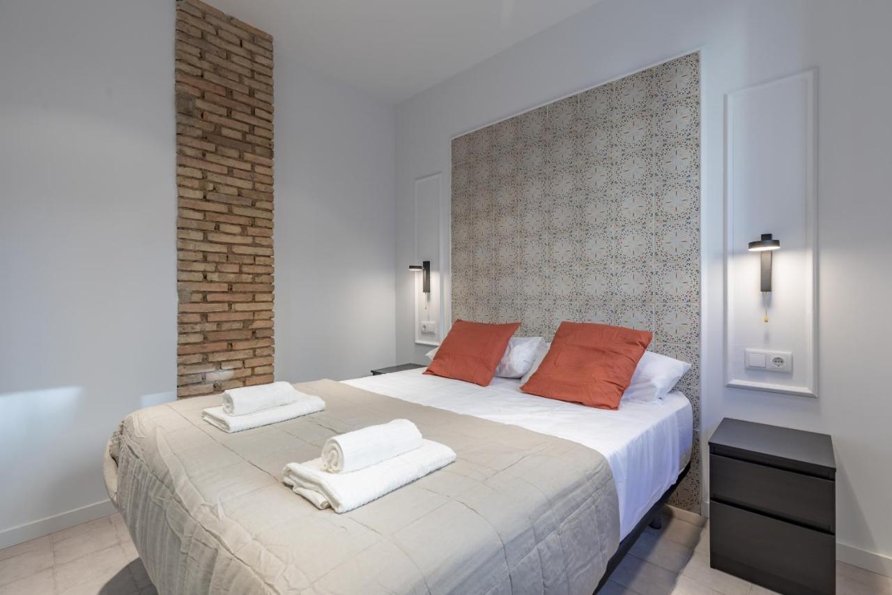 Modern Apartment Close To City Centre Valencia Buitenkant foto