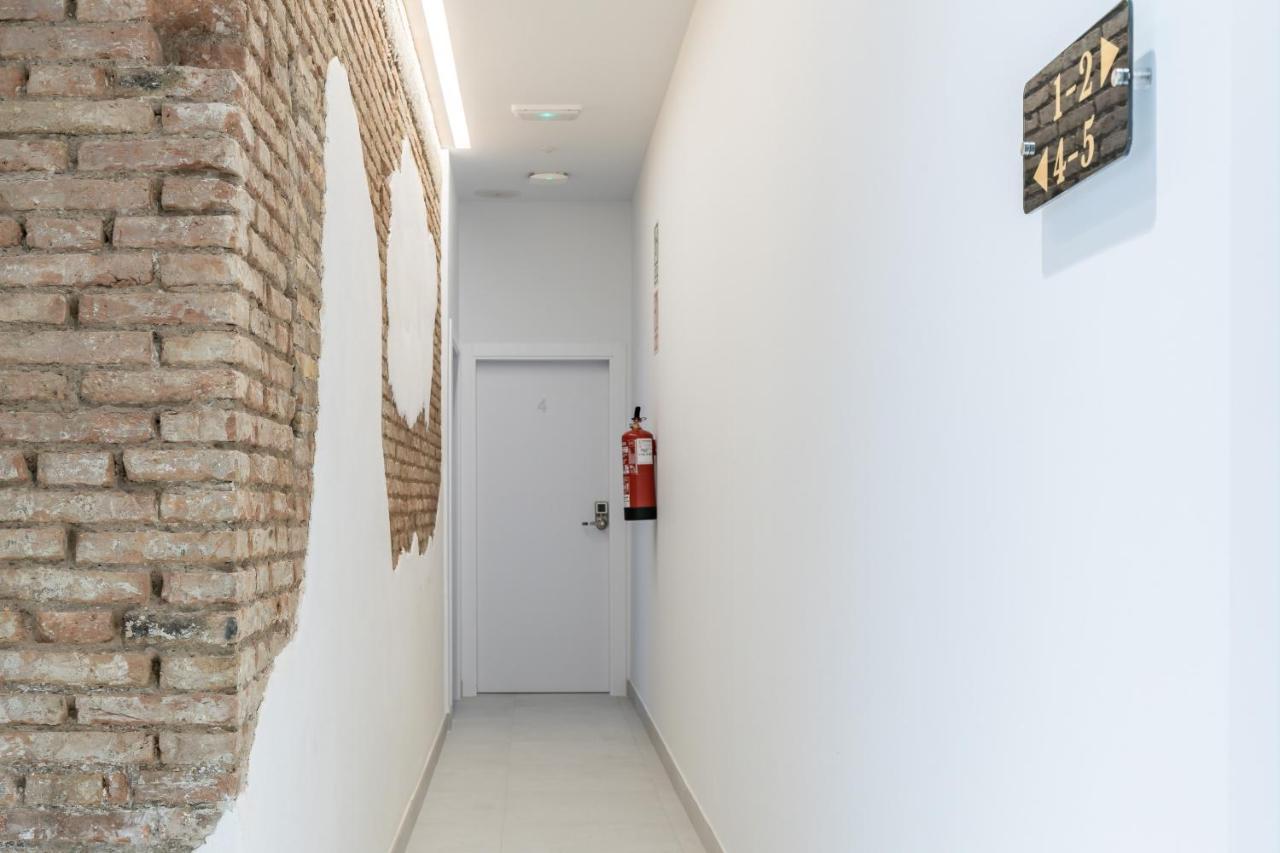 Modern Apartment Close To City Centre Valencia Buitenkant foto