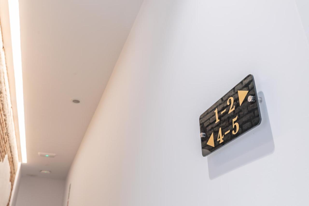 Modern Apartment Close To City Centre Valencia Buitenkant foto